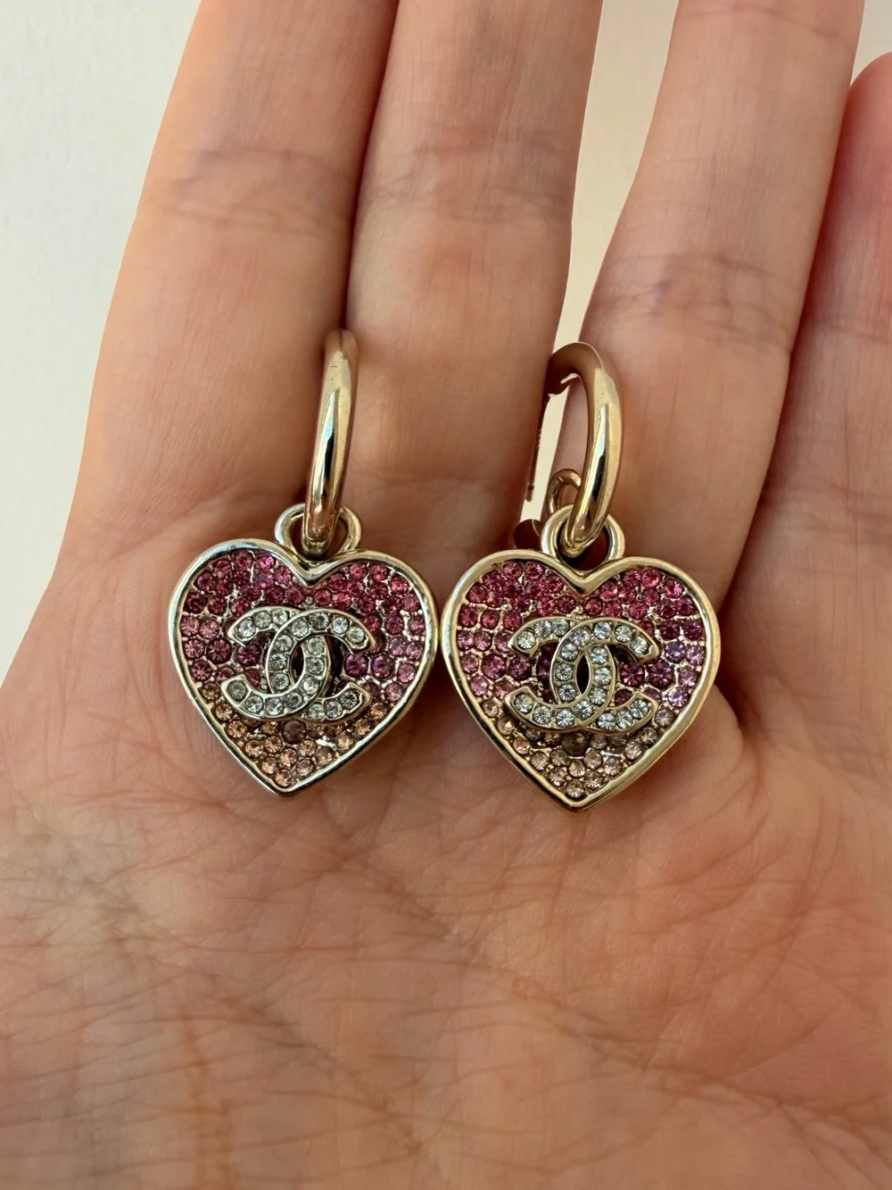 💗CHANEL Heart Hoop Earrings with Pink Crystal CC Motif🤍
